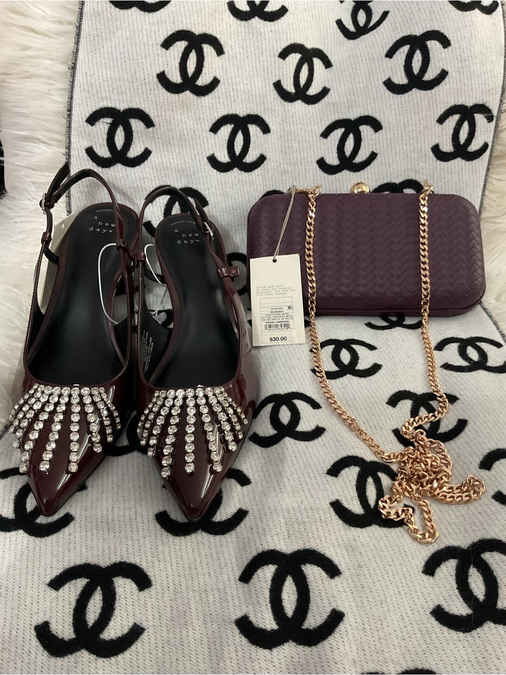 a new day Burgundy Patent Pointed Slingback Heels size 11  and clutch